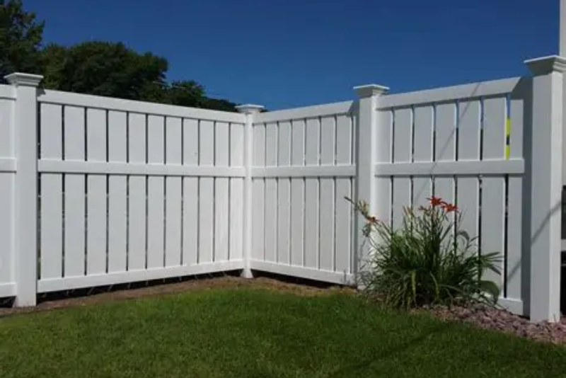 Durable Vinyl Fencing Services in Dallas, TX