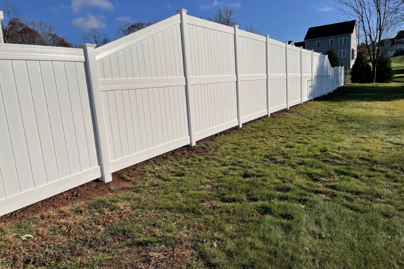 Vinyl Fencing Services in Dallas